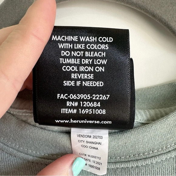 Marvel Studios Thor Love and Thunder Infinity Conez Crew Neck Sweatshirt Small - Picture 7 of 7